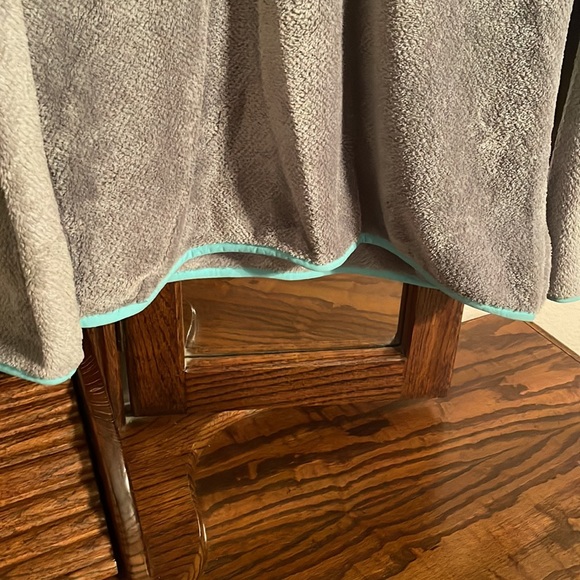 Jachs Cabin Gray with Aqua trim Fleece Pullover Jacket - Picture 5 of 9